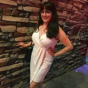 Meet your Posher, Cecilia